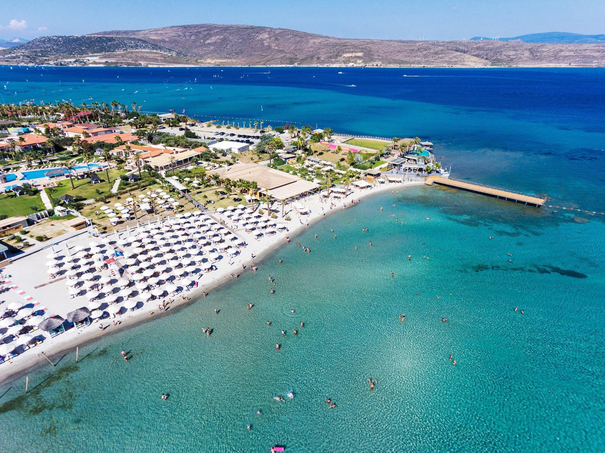 Kairaba Alacati Beach Resort Экстерьер фото